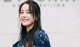 杨幂爆料娱乐圈的视频,揭秘明星幕后真相